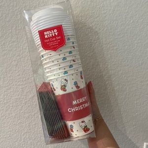 Hello kitty hot cup set holiday